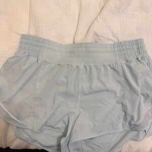 Lululemon Hotty Hot 2.5 inch size 12